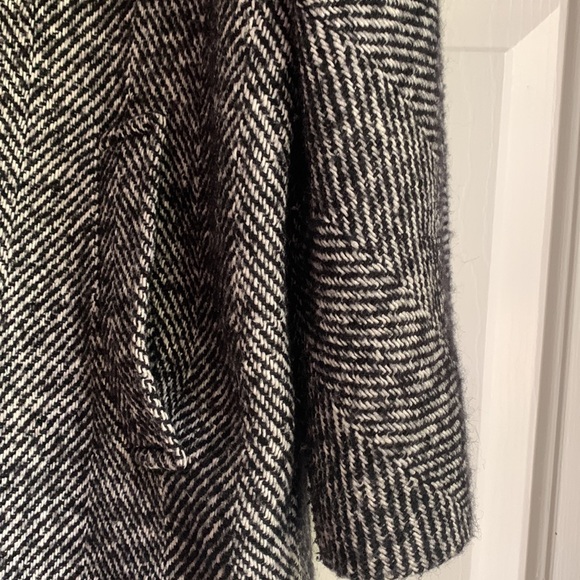 ZARA OVERSIZED COAT, BLACK/WHITE, Large - Picture 4 of 15